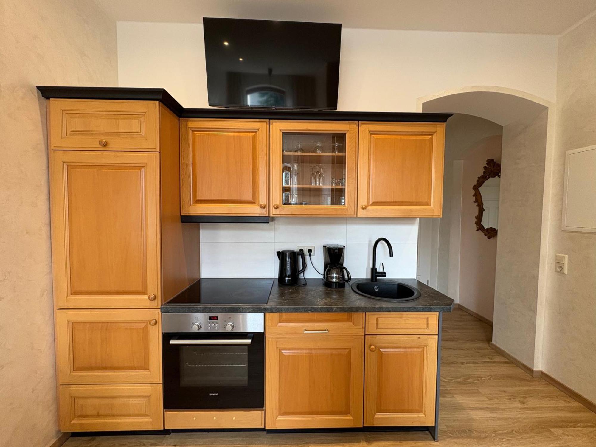 1 Landeskrone Appartement *